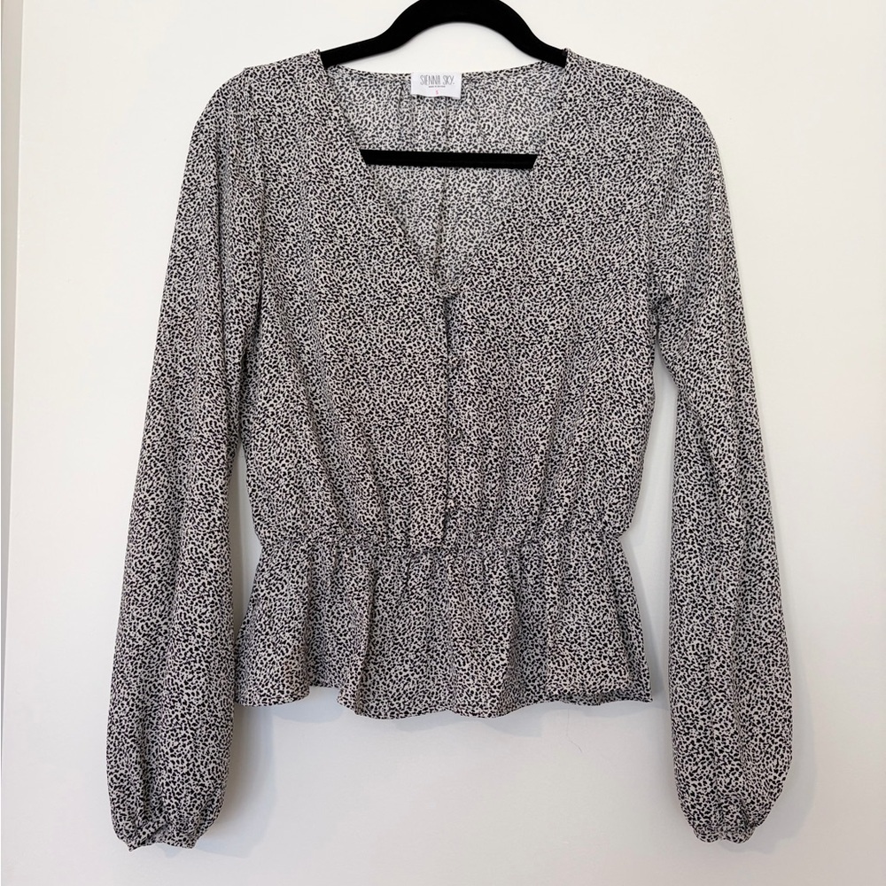 NWOT Sierra Sky Ruffle Long Sleeve Top Black White, Size S